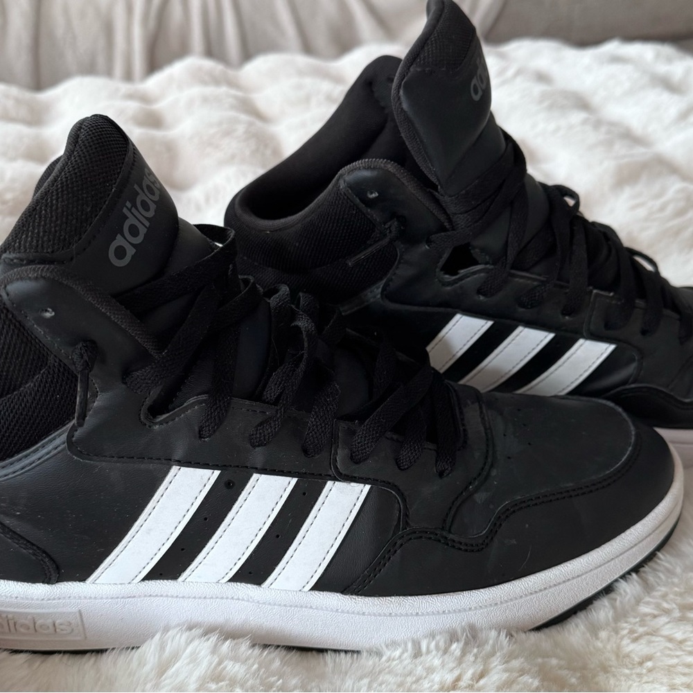 Adidas Men's Black and White Sneakers